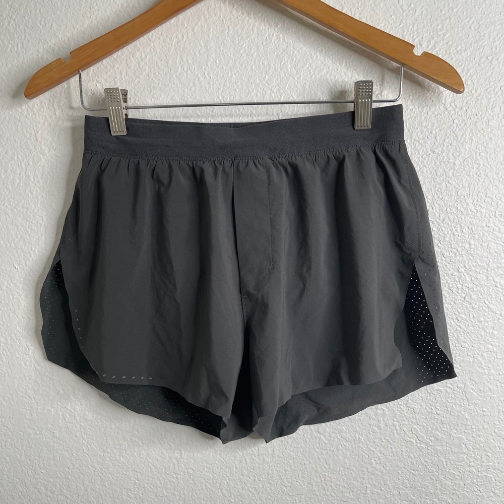 Lululemon Fast and Free High-Rise Classic-Fit Split Short 3" Inseam Gray‎ Shorts